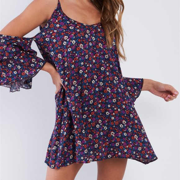 🎀Mini Dress🎀 - Picture 2 of 5